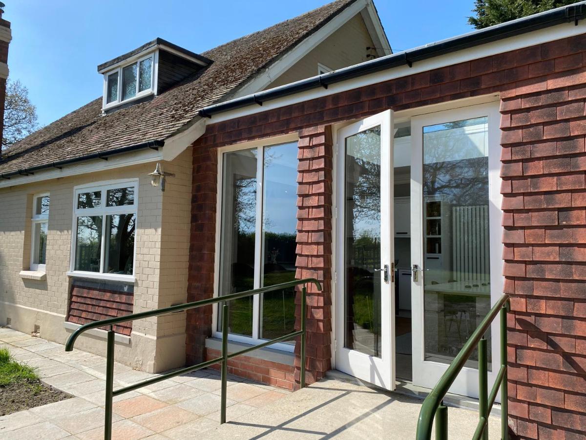 Spacious 4 Bed Family Cottage In Parkland Setting York Exterior foto